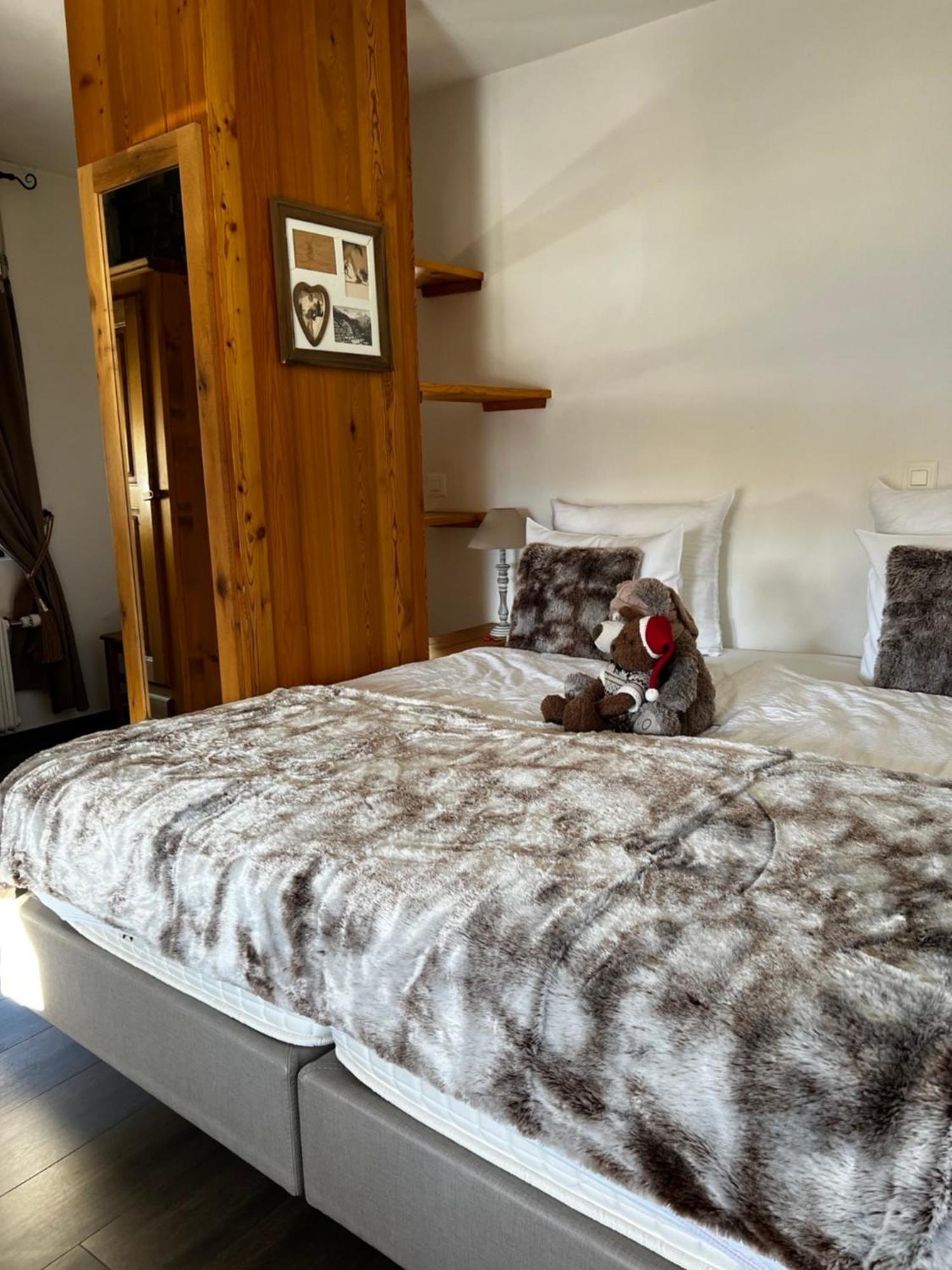 Hotel De Charme La Poste Anzère Екстериор снимка