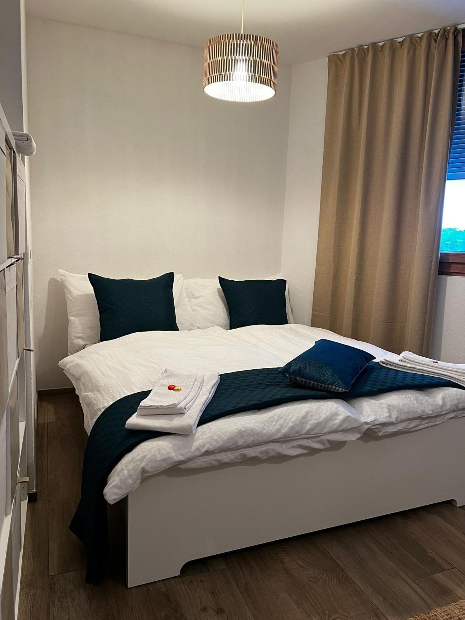 Hotel De Charme La Poste Anzère Екстериор снимка